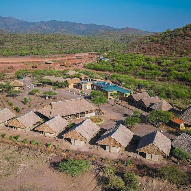 You are currently viewing Kwenia Eco Lodge: Luxury in the Heart of Kenya