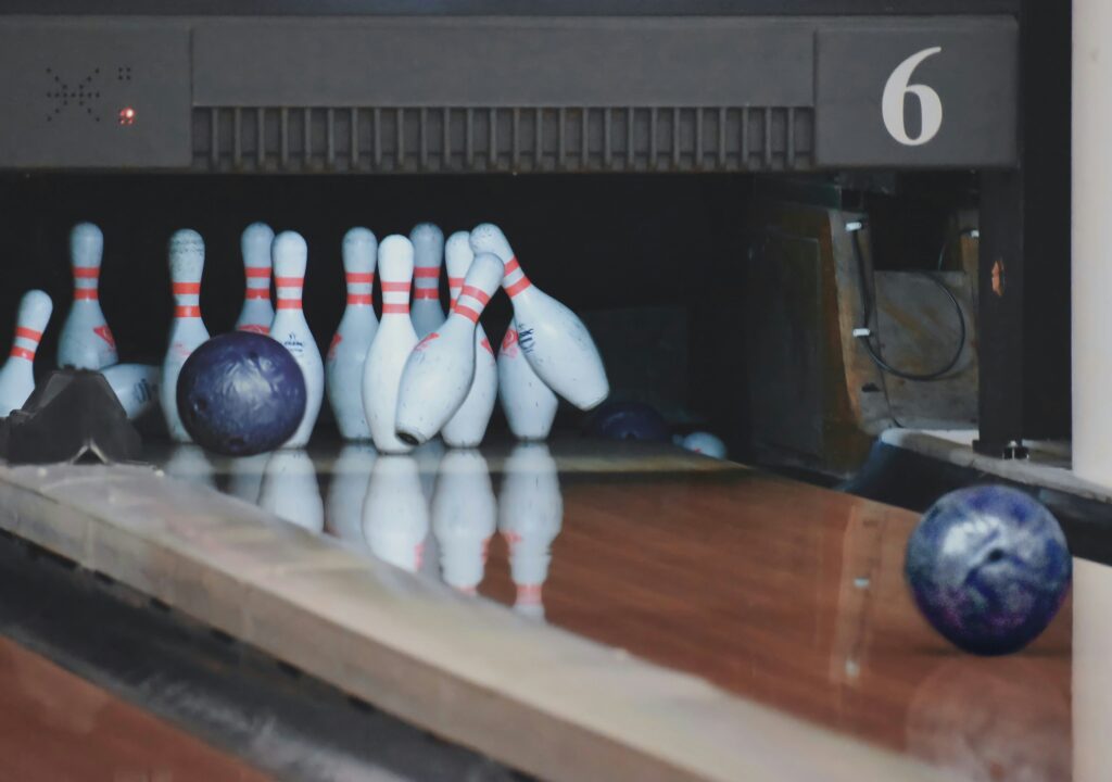 HyperGame Zone bowling