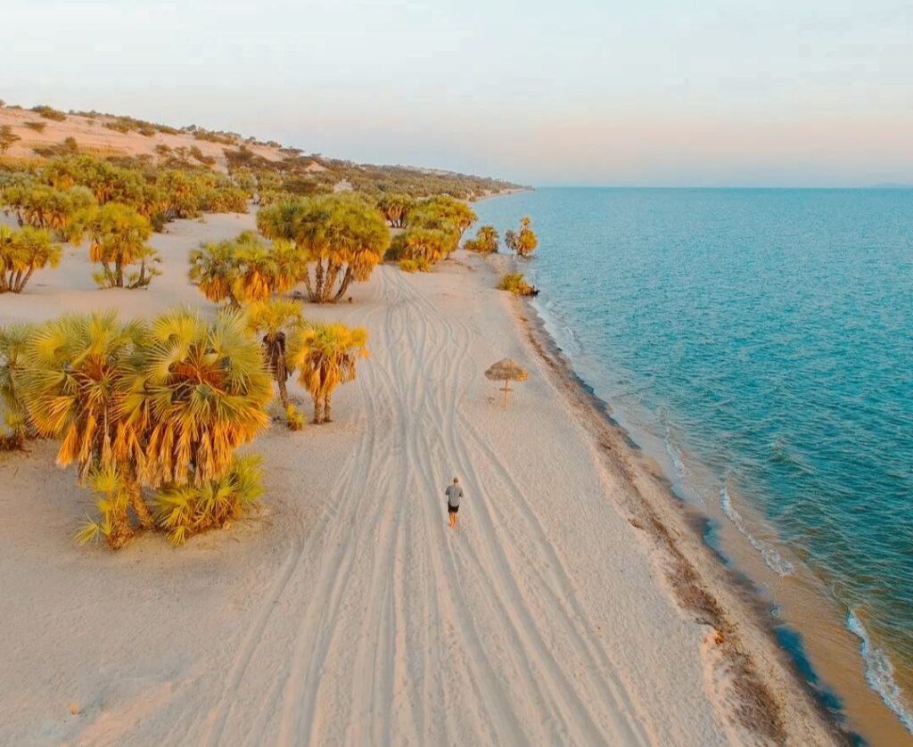 Lake turkana Beach