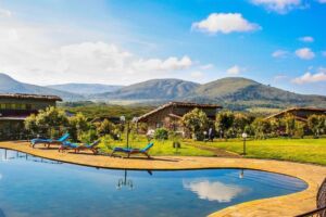 Naivasha West Beach Camp: From Hiking to Boating